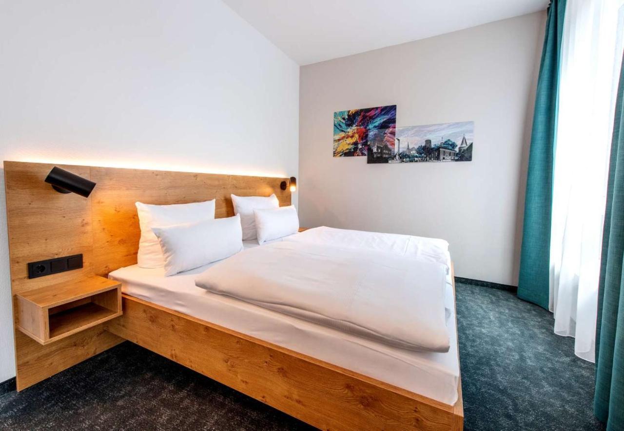 Jahotel Гелдерн Екстериор снимка